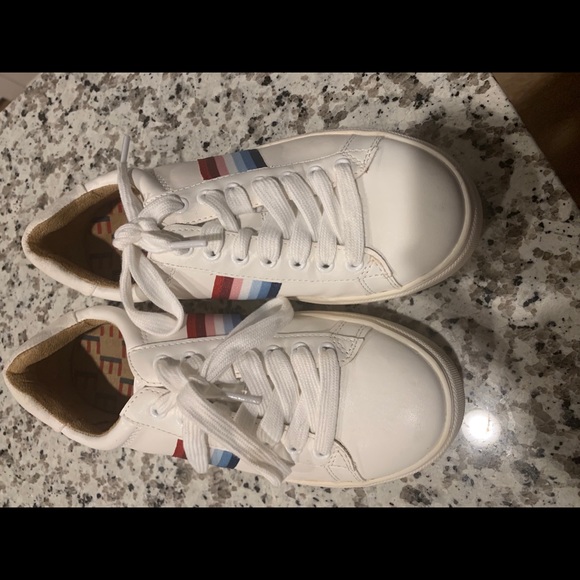 Ladies sneakers - Picture 1 of 6